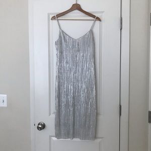 BANANA REPUBLIC Silver Crepe Dress Size XS